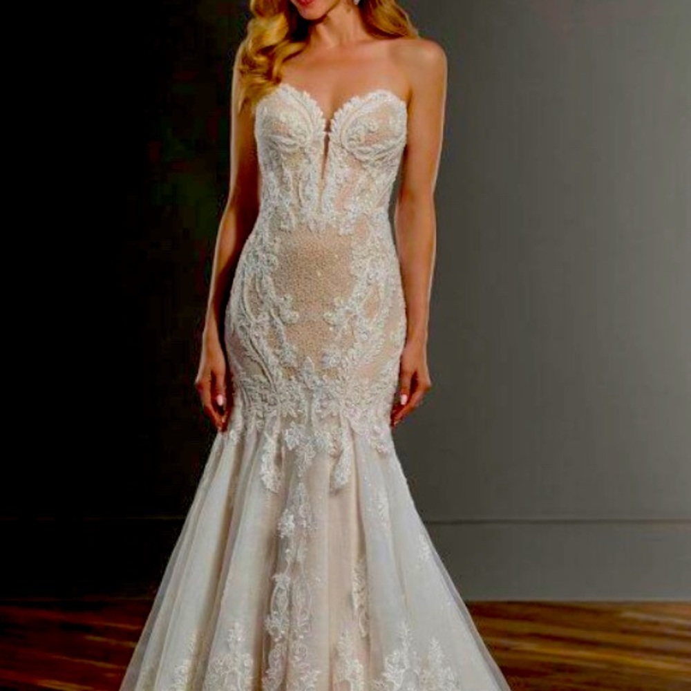 Wedding dress. Brand new.  Martina liana